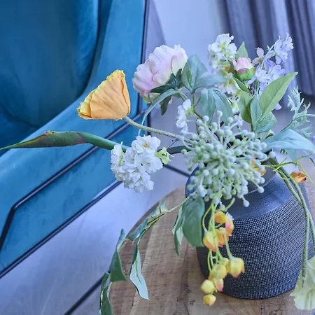 T Kaatsheuveltje 4 *