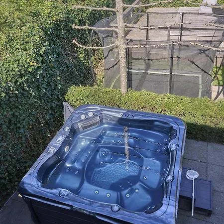 Vakantiehuis T Kaatsheuveltje 4 *